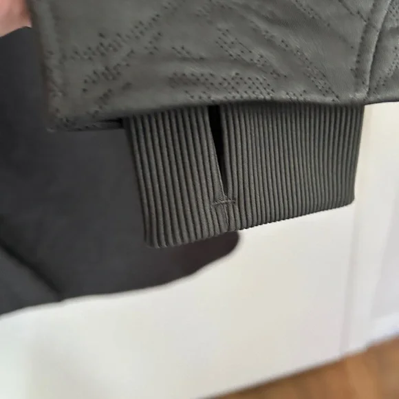 Lululemon Athletica packable jacquard knit wrap Hooded Coat - Picture 3 of 9